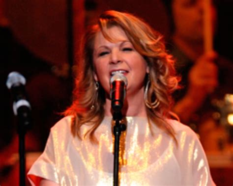 Patty Loveless Wins 2011 Best Bluegrass Album Grammy for 'Mountain Soul II'