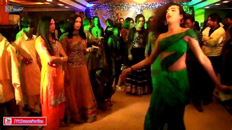 Ayiza Wedding Party Mujra Dance 2017 Youtube
