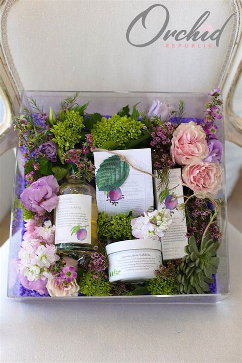 2020 popular 1 trends in home & garden, luggage & bags, beauty & health, home improvement with bath beauty portable and 1. Bath and Beauty | Beautiful gift boxes, Blush roses, Diy fairy