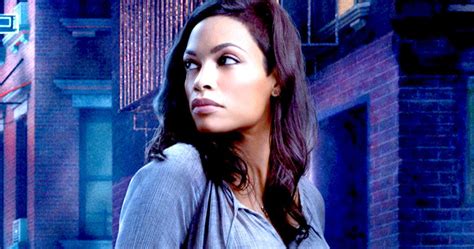 Daredevil Season 2 Rosario Dawson Returns As Night Nurse