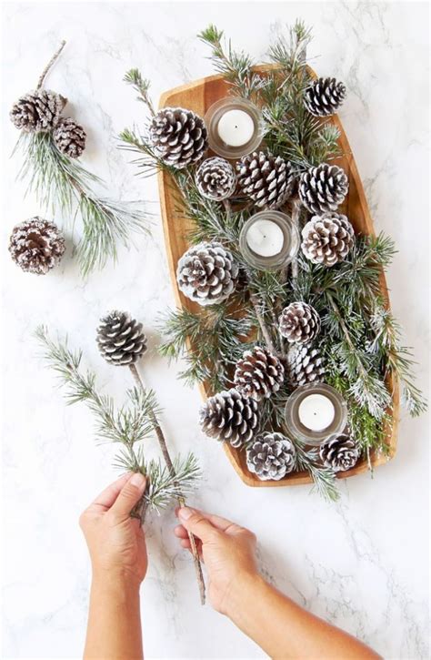 10 Gorgeous Christmas Pine Cone Crafts To Decorate With