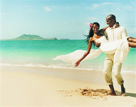 Swim in the summer, watch wildlife in the winter, or swim too if you're hardy. Beach wedding venues - Articles - Easy Weddings