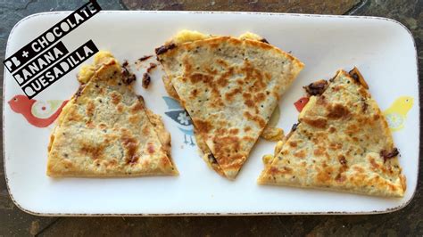 This healthy dessert recipe is perfect for a make a batch on a free afternoon and pop them in the freezer so you'll always have a healthy. Healthy Chocolate Filled Quesadilla Recipe | How To Make A ...
