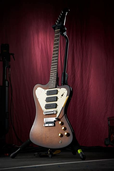 Classic Gear ‘non Reverse Gibson Firebird Iii Guitarplayer