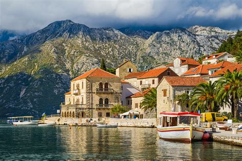 Perfetto dopo i pasti, liscio o con ghiaccio, o. Visit Kotor in Montenegro with Cunard