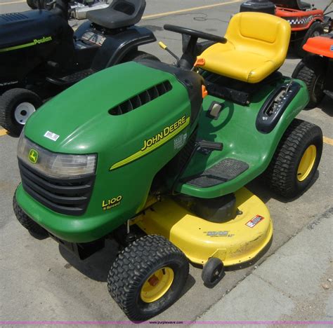 2008 John Deere L100 Lawn Tractor In Manhattan Ks Item 2229 Sold