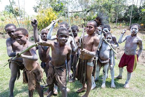 Spirits Of Papua New Guinea Rites And Rituals In Mount Hagen Travelogues From Remote Lands