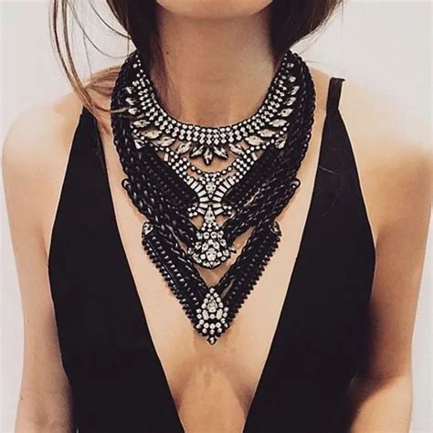 2016 New Fashion Vintage Necklace Wholesale Women Crystal Mulit Layer Collar Costume Metal
