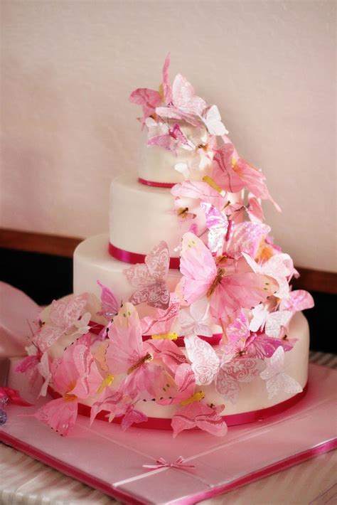 Wedding Cakes Pictures Pink Butterfly Wedding Cakes