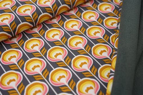 Softshell-Stoff günstig als Meterware kaufen | Traumbeere