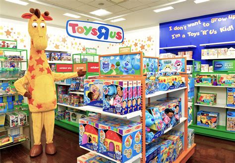 Toys ‘r Us To Roll Out Branded Store In Stores To All Macys Locations