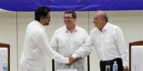 Colombia And Farc Rebels Conclude Peace Deal Wsj