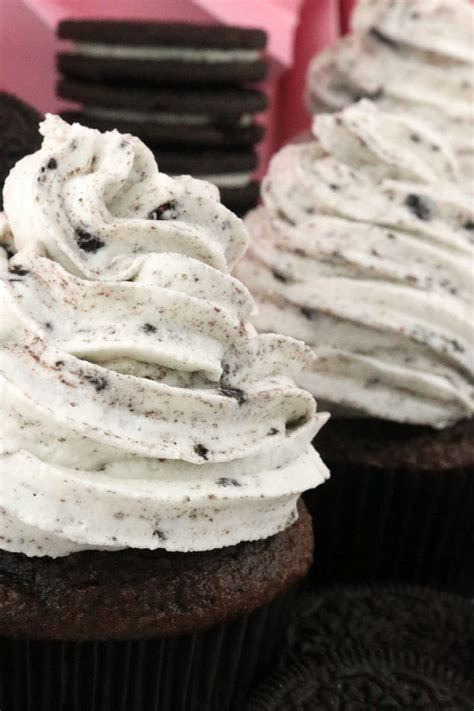 How to stabilize homemade whipped cream. The Best Oreo Whipped Cream Frosting - Two Sisters