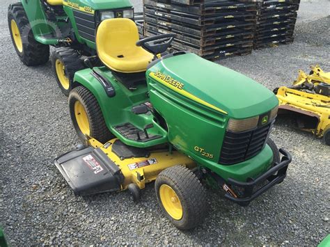 2004 John Deere Gt235 Online Auctions