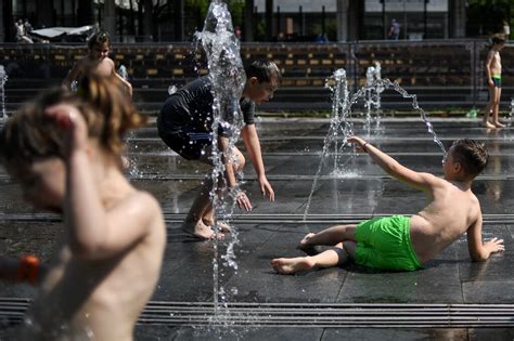 Russia Sees Record High Average Temperatures In