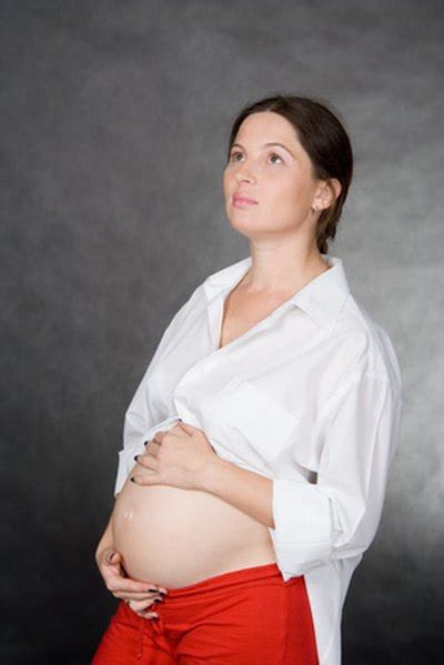 Causes Of Lower Right Abdominal Pain During Pregnancy Livestrongcom