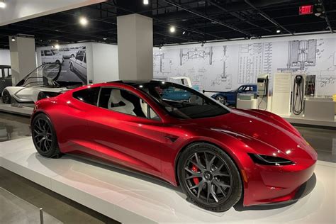 Flying Tesla Roadster With Spacex Jet Engines Will Be Able To