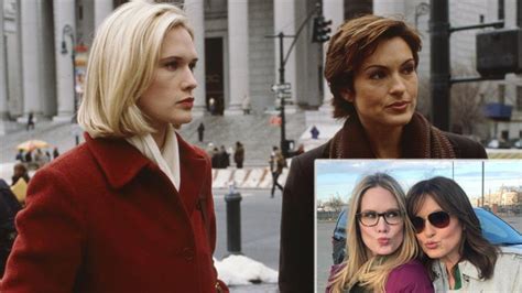 Law And Order Svu Stephanie March And Mariska Hargitay Reunite See The