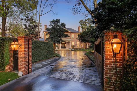 Luxury Home Sales See A Huge Increase In Houston — Mansions Are Hotter