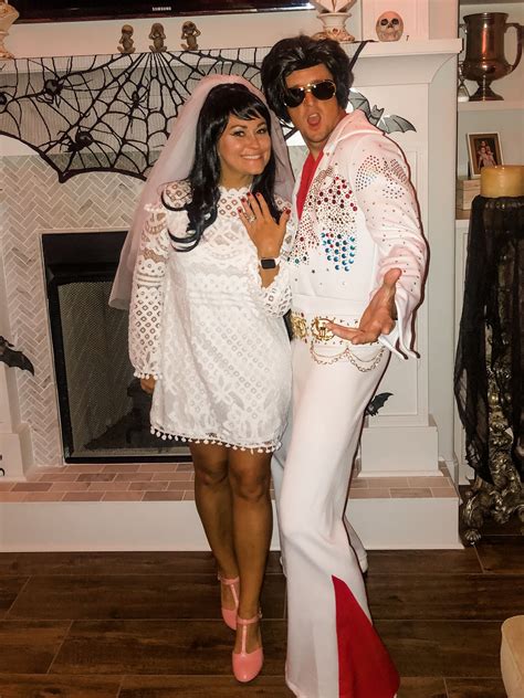 Elvis And Priscilla Presley Halloween Outfits Trendy Halloween Costumes Halloween Bride Costumes