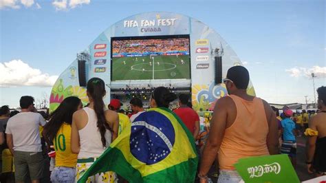 chilenos incendeiam torcida em fan fest de cuiabá