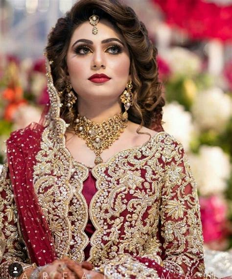 Pin By Raatyca On Barat Brides Pakistani Bridal Hairstyles Pakistani