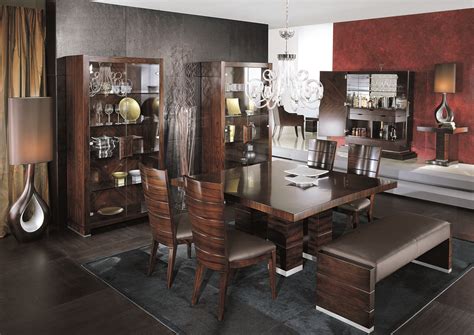 Il moro features exquisite northern italian cuisine served in a classic restaurant with a modern ambiance. Giorgio Paradiso modern dining table and curio. Casual and ...