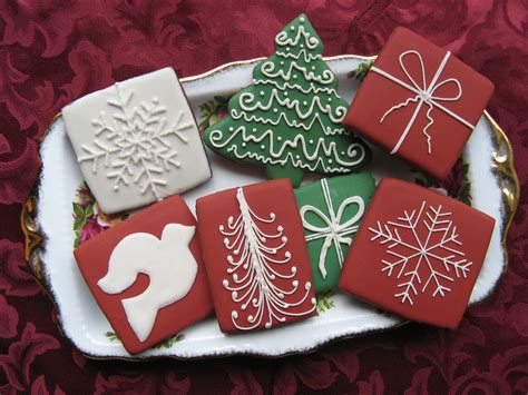 Plain or decorated cookies stay soft for about 5 days when covered tightly at room temperature. christmas 003 | Hand decorated christmas cookies ...