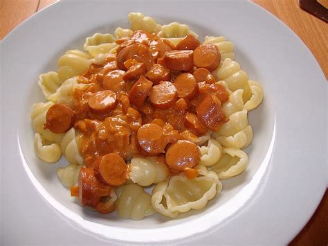 Würstchengulasch ein sehr leckeres Rezept aus der Kategorie Raffiniert