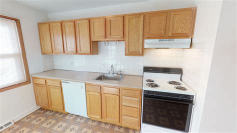 Rent this 1 bedroom apartment in cleveland for $91/night. Delridge Colony Apartments Apartments - Cleveland, OH ...