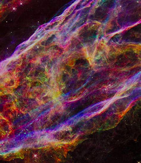 Nasa S Hubble Telescope Captures Insane Image Of The Veil Nebula