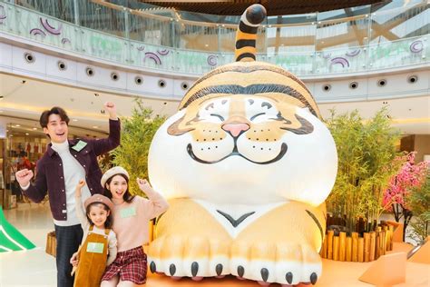 The Best Chinese New Year Displays In Hong Kong For The Year Of The Tiger