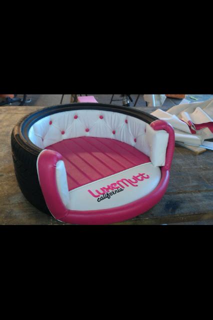 In many states, it is illegal to have your dog in the back of your pickup truck without her being properly restrained. Awesome Custom Dog Bed Made from Reclaimed Tires so they ...