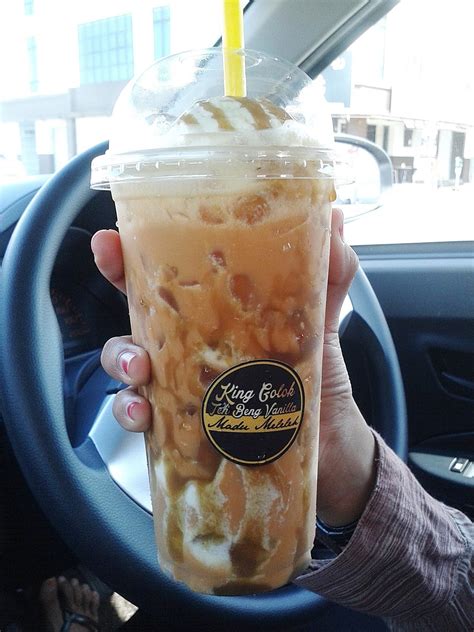 Sebab dhaka teh ais, orang beratur panjang. my name is mekcda ©™ ♥: Teh Beng Vanilla, Teh Ais Viral