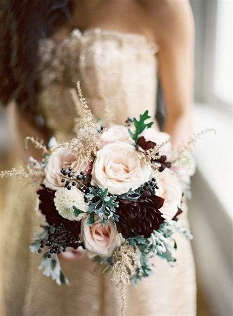 17 Jaw Dropping Winter Wedding Bouquets Winter Wedding Colors