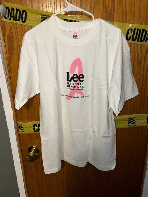 Lee × Rare × Vintage Lee Breast Cancer Awareness Day Gem