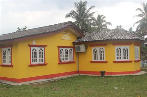 Terletak di pantai pengkalan balak melaka chalet di tepi pantai. HOMESTAY /CHALET PENGKALAN BALAK @ VILLA SUKO SUKO ...