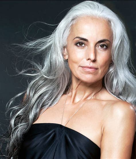 This Aging Fashion Model Is Still Strong Competition For Girls Half Her
