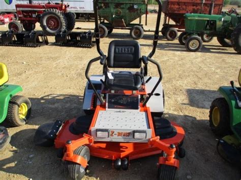 Z Beast 62 Inches Commercial Zero Turn Mower Powered By A Briggs And