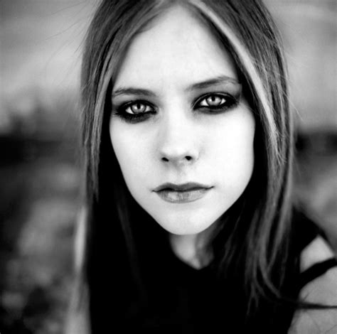 Old Avril Avril Lavigne Photo 12931344 Fanpop