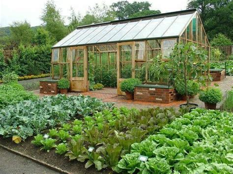 32 Garden Design Ideas With Greenhouse Pictures