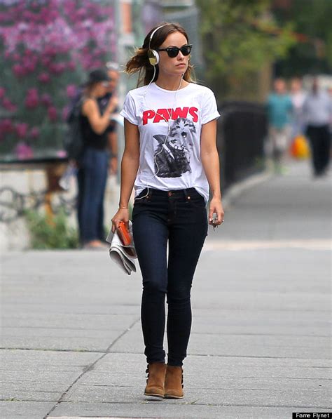 Olivia Wilde Perfects The Tight Jeans And T Shirt Look Huffpost