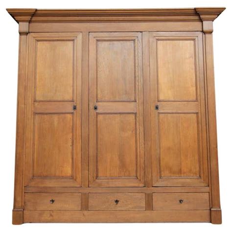 French Steel Safe By Bauche Late 19th Century At 1stdibs Coffres