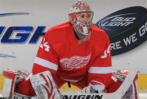 Последние твиты от petr mrazek (@pmrazek34). Red Wings to start Petr Mrazek in goal with his cool mask ...