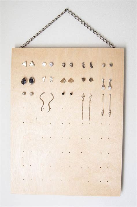 15 Earring Storage Ideas Your Jewelry Collection Needs Diy Earrings