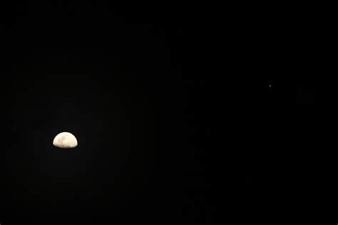 Skywatcher Photos Jupiter And The Moon Jan 2 Space