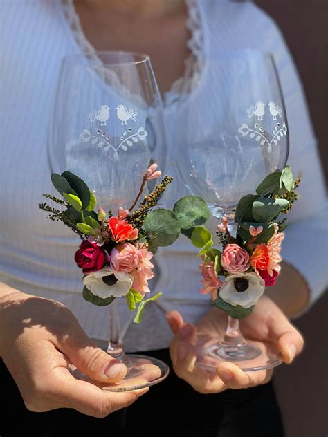 Customisable Flower Arrangement For Wedding Glasses Bride And Groom Gl Magaela