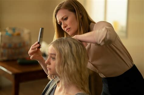 ‘hanna Latest Strong Character For Mireille Enos Kget 17