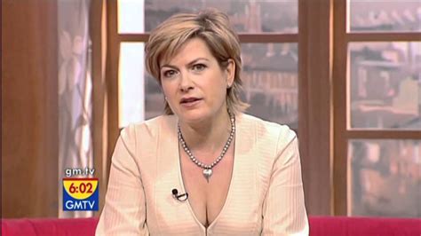 Penny Smith Gmtv Super Sofa Cleavage Youtube