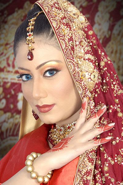 Paki Models In Bridal Photoshoot